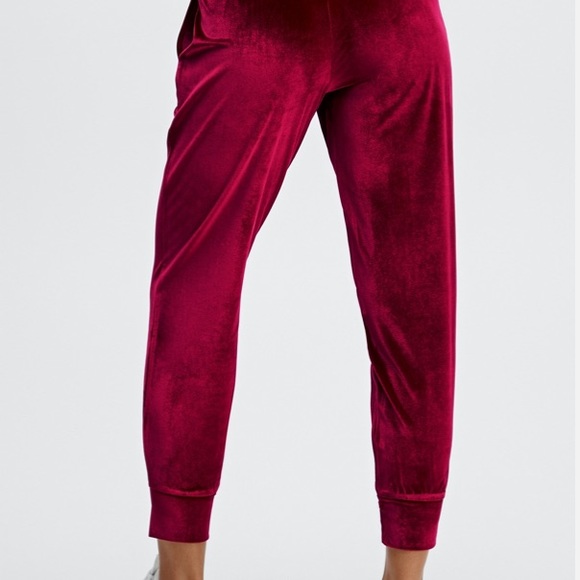 Fabletics Luxe Velour Jogger - Picture 3 of 5